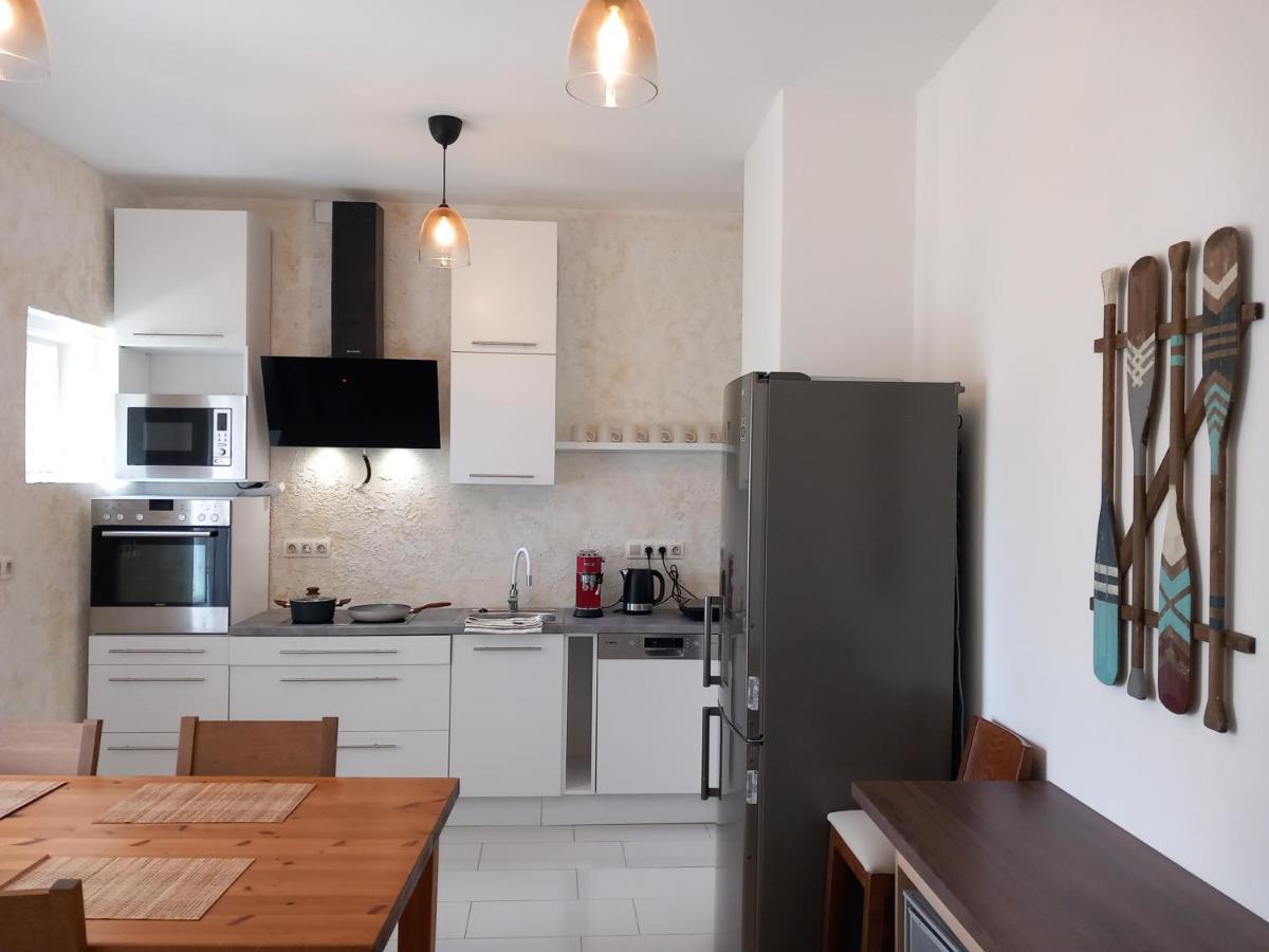 Korvin One Apartment